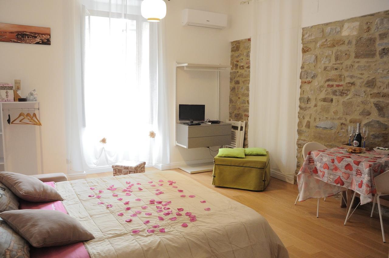 أغروبولي Romantic Room المظهر الخارجي الصورة